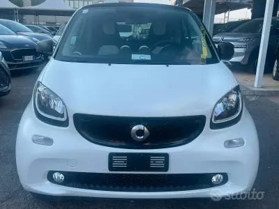 Usata Smart ForTwo Coupé Passion 71 CV (52 kW) 2016 Bianco Coupé