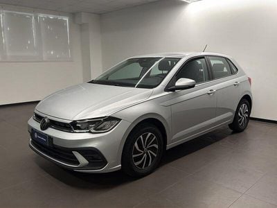 Usata VW Polo Life 95 CV (69 kW) 2023 Argento Utilitaria