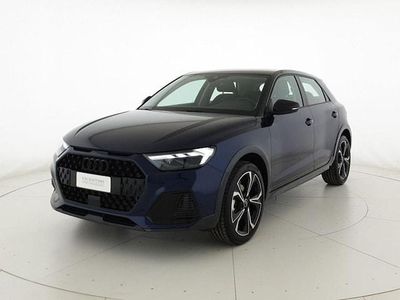 Usata Audi A1 Ambiente 116 CV (85 kW) 2025 Blu navarra metallizzato nero mito metallizzato SUV