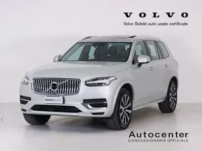 Usata Volvo XC90 Inscription 250 CV (183 kW) 2022 Grigio SUV