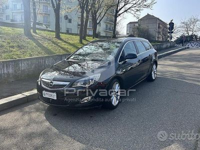 Usata Opel Astra 140 CV (102 kW) 2011 Nero Station wagon