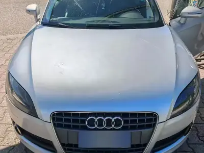 Käytetty Audi TTS S-Line 160 HP (117 kW) 2010
