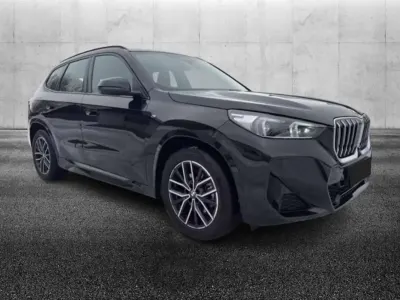 Käytetty BMW X1 M Sport 150 HP (110 kW) 2025 Musta Katumaasturi