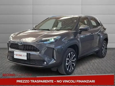 Usata Toyota Yaris Trend 116 CV (85 kW) 2022 Grigio Utilitaria