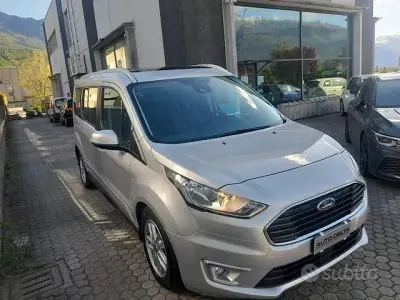 Usata Ford Tourneo Connect 120 CV (88 kW) 2019 Grigio Monovolume
