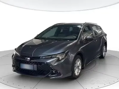 Usata Toyota Corolla Active 98 CV (72 kW) 2024 Grigio Station wagon