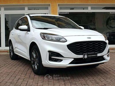 Begagnad Ford Kuga ST-Line 152 HK (111 kW) 2023 Vit SUV
