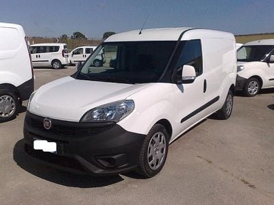 Usata Fiat Doblò 104 CV (76 kW) 2016 Bianco Monovolume