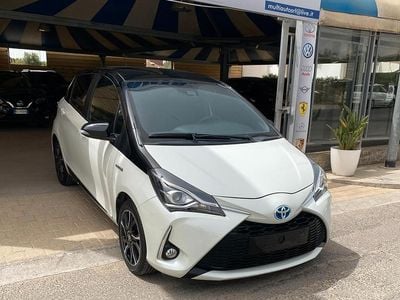 Usata Toyota Yaris Hybrid Edition 73 CV (53 kW) 2017 Bianco Utilitaria