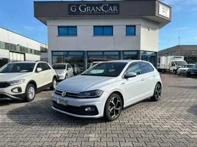 Usata VW Polo R-line 95 CV (69 kW) 2018 Grigio Utilitaria