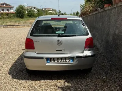 Usata VW Polo 50 CV (36 kW) 2000 Grigio Berlina