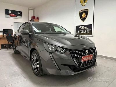 Usata Peugeot 208 Allure 100 CV (73 kW) 2021 Grigio Utilitaria
