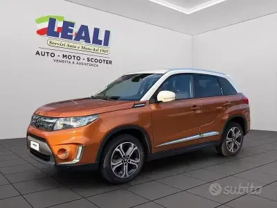 Second-hand Suzuki Vitara 120 CP (88 kW) 2016 Portocaliu SUV