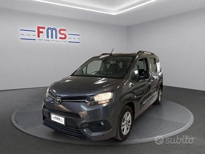 Usata Toyota Proace Verso City 77 kW (105 CV) 2023 Grigio Station wagon