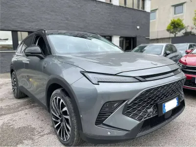 Usata Tiger Six 177 CV (130 kW) 2025 Grigio SUV