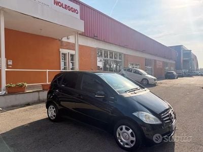 Begagnad Mercedes A160 Elegance 95 HK (69 kW) 2011 Svart Sedan