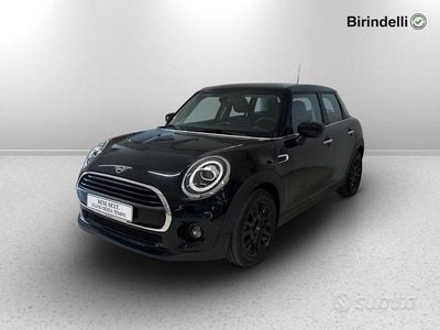 Usata Mini ONE 75 CV (55 kW) 2020 Midnight black metallizzato Utilitaria