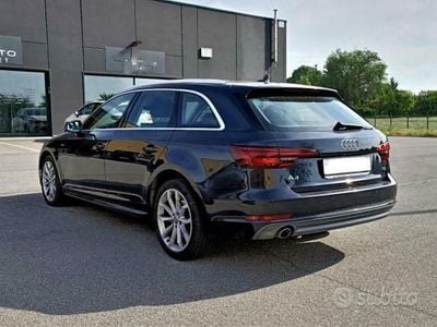 Usata Audi A4 S-Line 150 CV (110 kW) 2018 Blu Station wagon