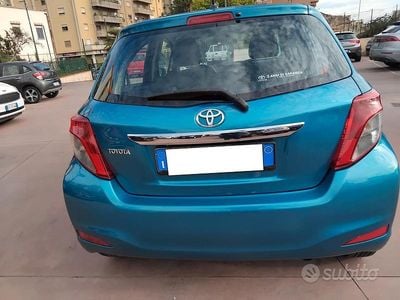 Blu Usata 2012 Toyota Yaris Berlina | 6250 € (Cara)