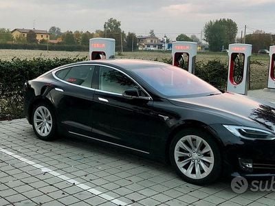 Usata Tesla Model S 397 kW (540 CV) 2018 Nero Utilitaria
