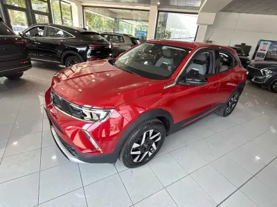 Usata Opel Mokka Elegance 110 CV (80 kW) 2023 Rosso SUV