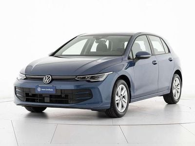 Usata VW Golf VIII Life 116 CV (85 kW) 2025 Blu/azzurro Berlina