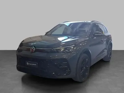 Usata VW Tiguan Allspace R-line 193 CV (141 kW) 2025 Dolphin grey metallizzato SUV
