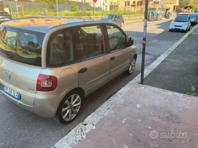 Usata Fiat Multipla 120 CV (88 kW) 2009 Marrone Monovolume