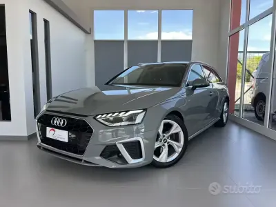 Usata Audi A4 S-Line 163 CV (119 kW) 2022 Grigio Station wagon