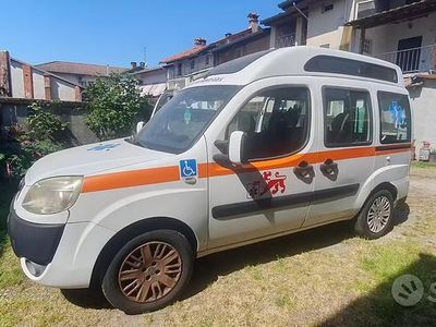 Usata Fiat Doblò 65 CV (47 kW) 2008 Monovolume