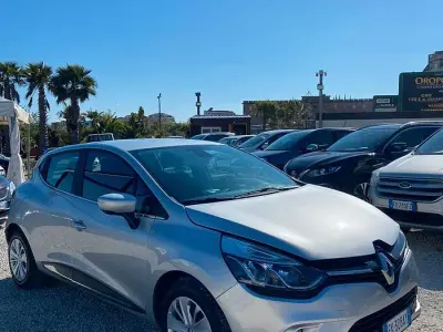 Usata Renault Clio IV 75 CV (55 kW) 2017 Berlina