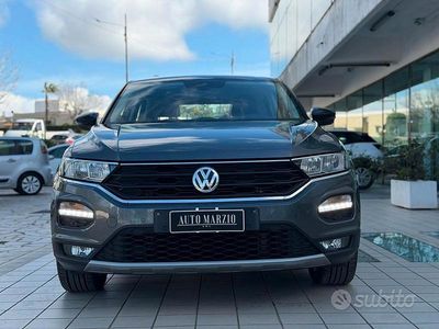 Usata VW T-Roc Style 150 CV (110 kW) 2019 Grigio SUV