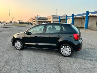 Usata VW Polo 75 CV (55 kW) 2017 Nero Utilitaria