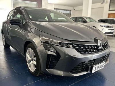 Usata Renault Clio V Evolution 67 CV (49 kW) 2024 Grigio Berlina