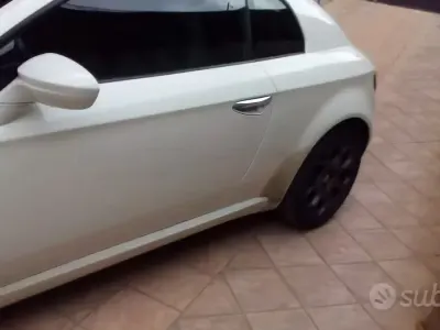 Usata Alfa Romeo Brera 170 CV (125 kW) 2010 Bianco Coupé