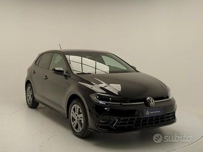 Nuova VW Polo R-line 95 CV (69 kW) 2025 Nero Utilitaria