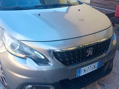 Usata Peugeot 2008 82 CV (60 kW) 2018 Grigio SUV