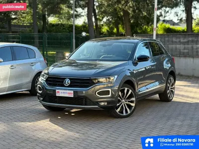 Usata VW T-Roc Advance 116 CV (85 kW) 2019 Nero SUV