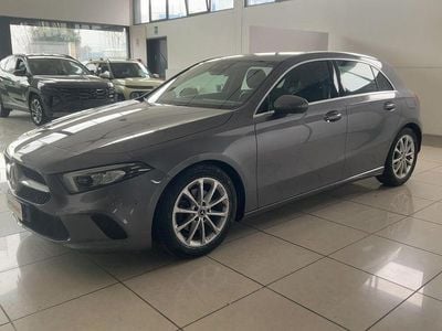 Usata Mercedes A180 115 CV (84 kW) 2019 Argento