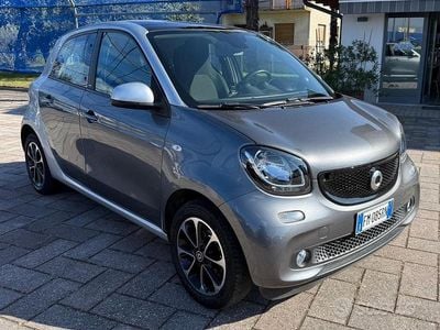 Usata Smart ForFour Passion 71 CV (52 kW) 2017 Grigio Utilitaria
