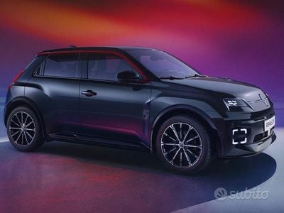 Usata Renault 5 E-Tech Komfort 110 kW (150 CV) 2025 Nero Berlina