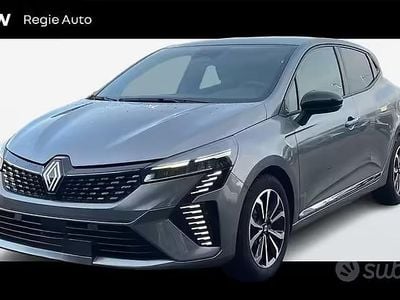 Usata Renault Clio V Techno 91 CV (66 kW) 2025 Grigio Berlina