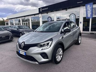 Argento Usata 2022 Renault Captur Zen SUV | 18.400 € (Buon prezzo)