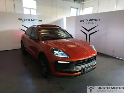 Usata Porsche Macan Chrono 265 CV (194 kW) 2023 Arancione SUV