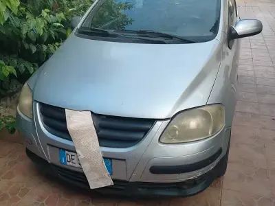 Usata VW Fox 54 CV (39 kW) 2007 Grigio Utilitaria