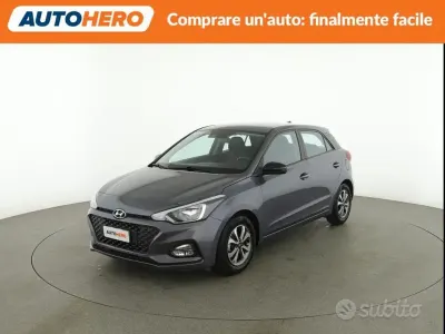 Begagnad Hyundai i20 75 HK (55 kW) 2019 Grå Halvkombi