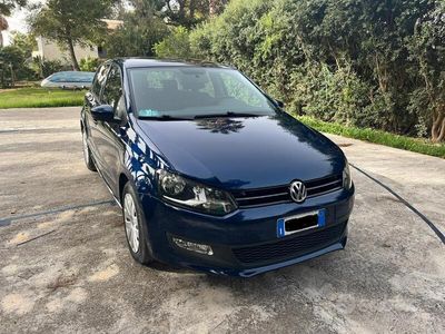 Usata VW Polo 75 CV (55 kW) 2013 Blu Berlina