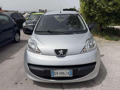 Usata Peugeot 107 54 CV (39 kW) 2009 Grigio Utilitaria