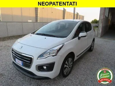 Usata Peugeot 3008 120 CV (88 kW) 2015 Bianco Station wagon