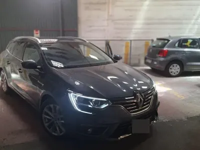 Occasion Renault Mégane GrandTour 110 PK (80 kW) 2017 Blauw Stationwagen